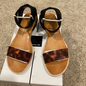 NWT Sandals
